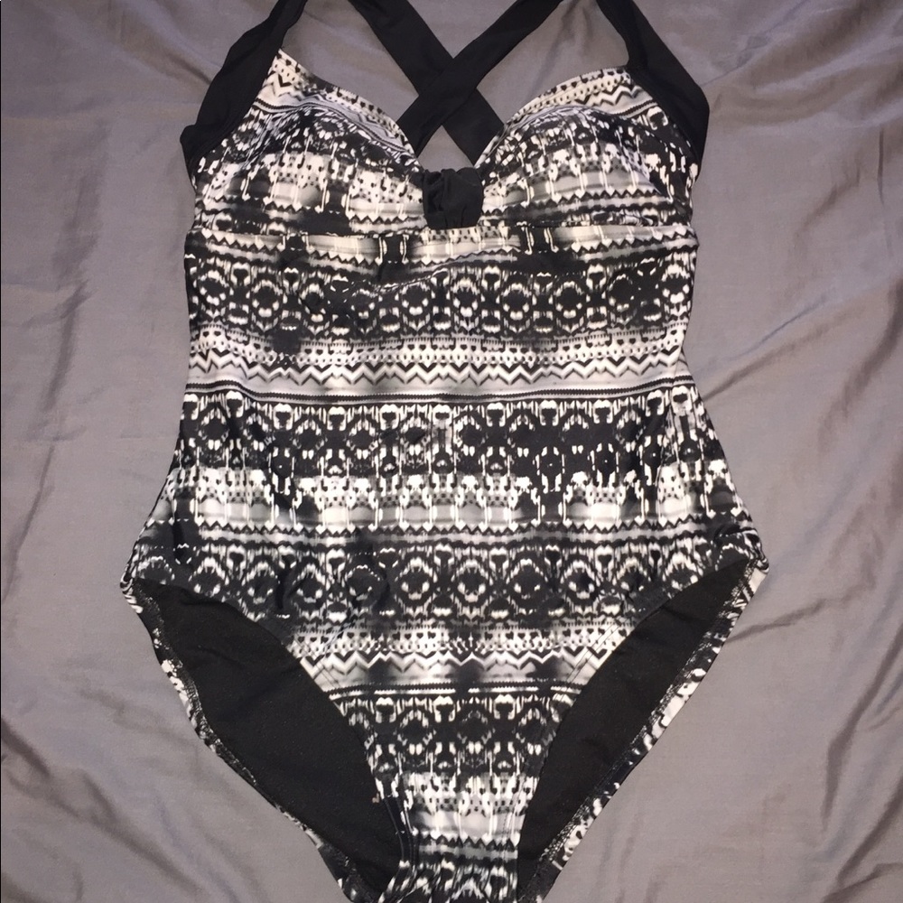One piece swimsuit